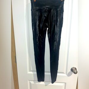 Womens spanxs faux leather leggings black size medium